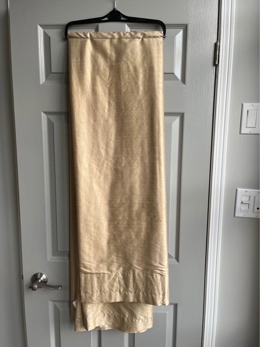 2 Classic Silk Cream Curtain Panels - Lustrous Drapery for Any Room